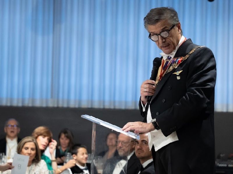 La HOIM crece, suma y construye seleccionando rigurosamente sus condecorados
