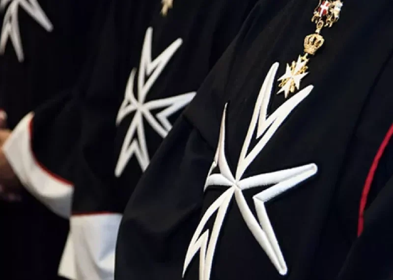 El Vaticano niega legitimidad a las órdenes ecuestres excepto a las siete reconocidas por la Santa Sede